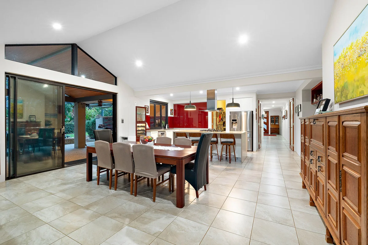 8 Meldrum Loop, Bedfordale WA 6112 photo 3