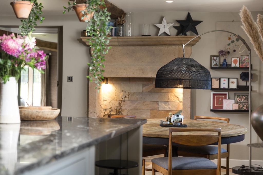 Additional image 5 of 6 bed detached house for saleHowhill Quarry Road, Beckwithshaw, Harrogate, North Yorkshire HG3