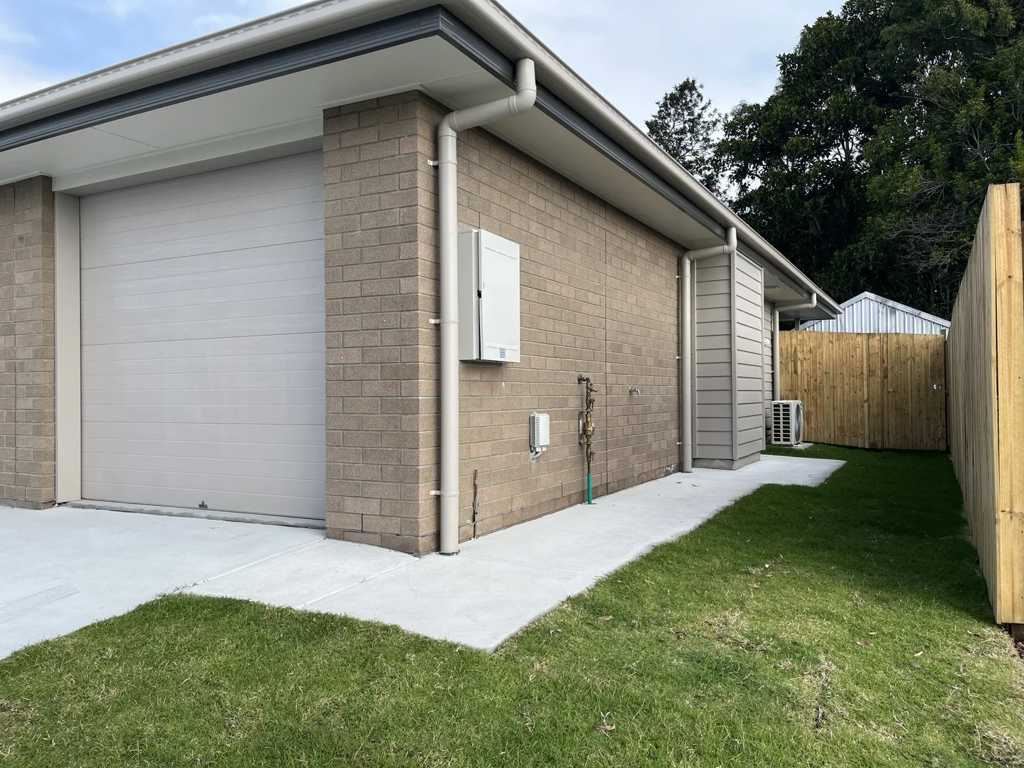 2/3/181 Clarkes Road, Loganholme QLD 4129
