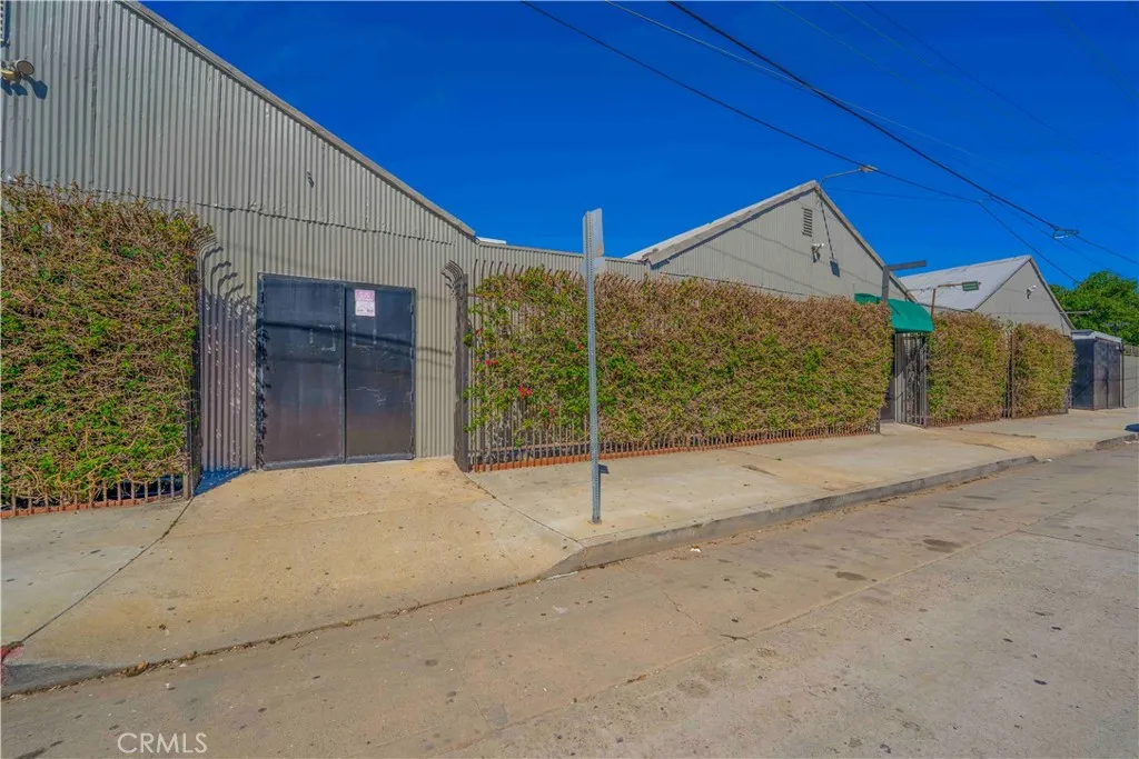 Additional image 112 of 6009 Wilmington Avenue, Los Angeles, CA 90001