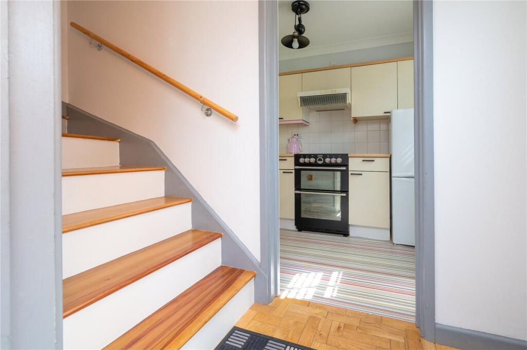 Mount Pleasant, St. Albans, Hertfordshire photo 4