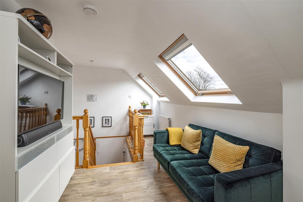 Additional image 14 of 4 bed flat for saleShawpark Road, Selkirk TD7