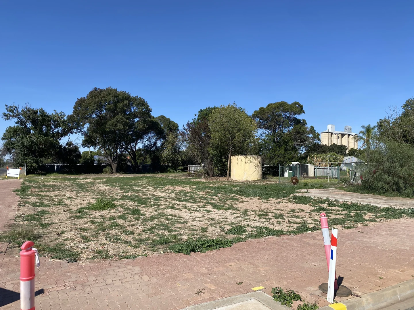 Additional image 2 of 47-49 Cnr Phillips & Taverner Street, Beulah VIC 3395