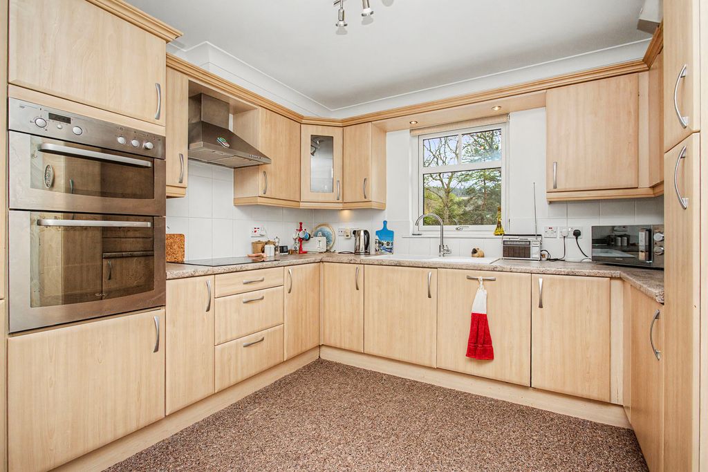Additional image 5 of 2 bed flat for sale10 Provost Kirkpatrick Court, Peebles EH45