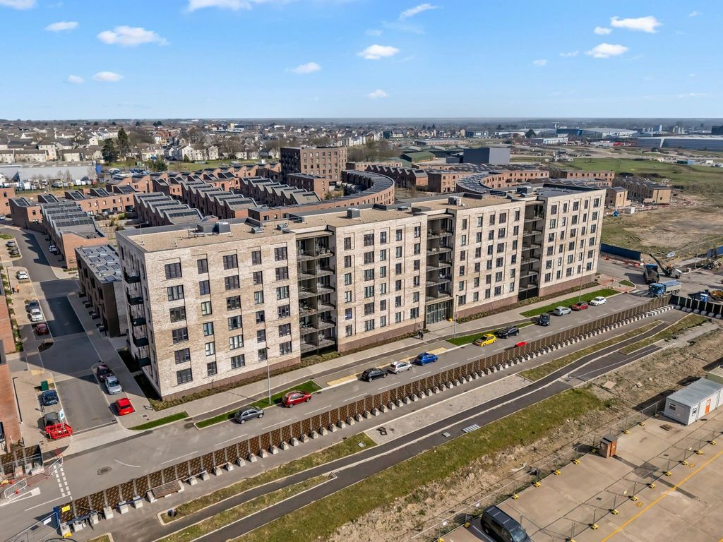 Additional image 17 of 2 bed flat for saleRunway Avenue, Patchway BS34