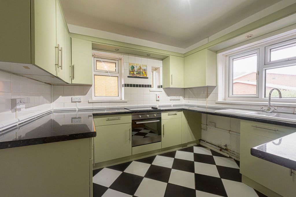 Additional image 2 of 2 bed flat for saleWaunfawr Gardens, Cross Keys NP11