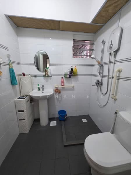 8A Upper Boon Keng Road photo 5