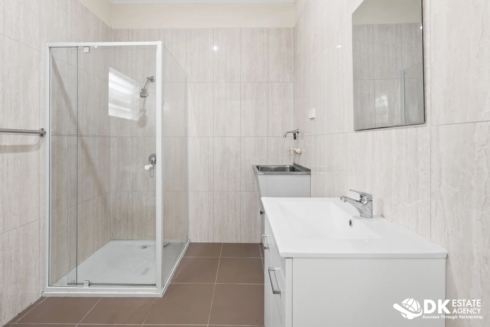 Additional image 15 of 9 Emu Rd, Maidstone VIC 3012