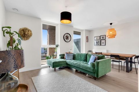Coster Avenue, London N4