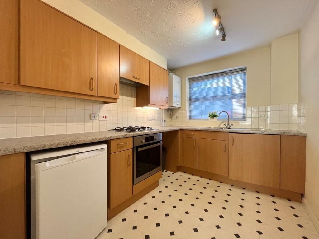 Rumbush Lane, Dickens Heath, Solihull, West Midlands, B90 photo 3