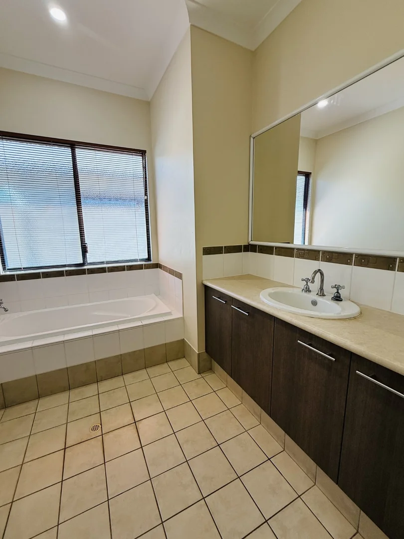 Additional image 20 of 1B Trevally Court, Millars Well WA 6714