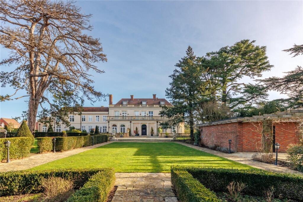 Hanstead House, Bricket Wood, St Albans, AL2