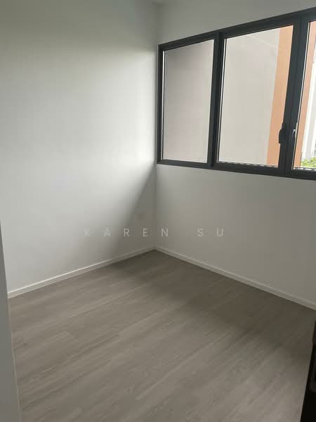 21 Ang Mo Kio Rise photo 2