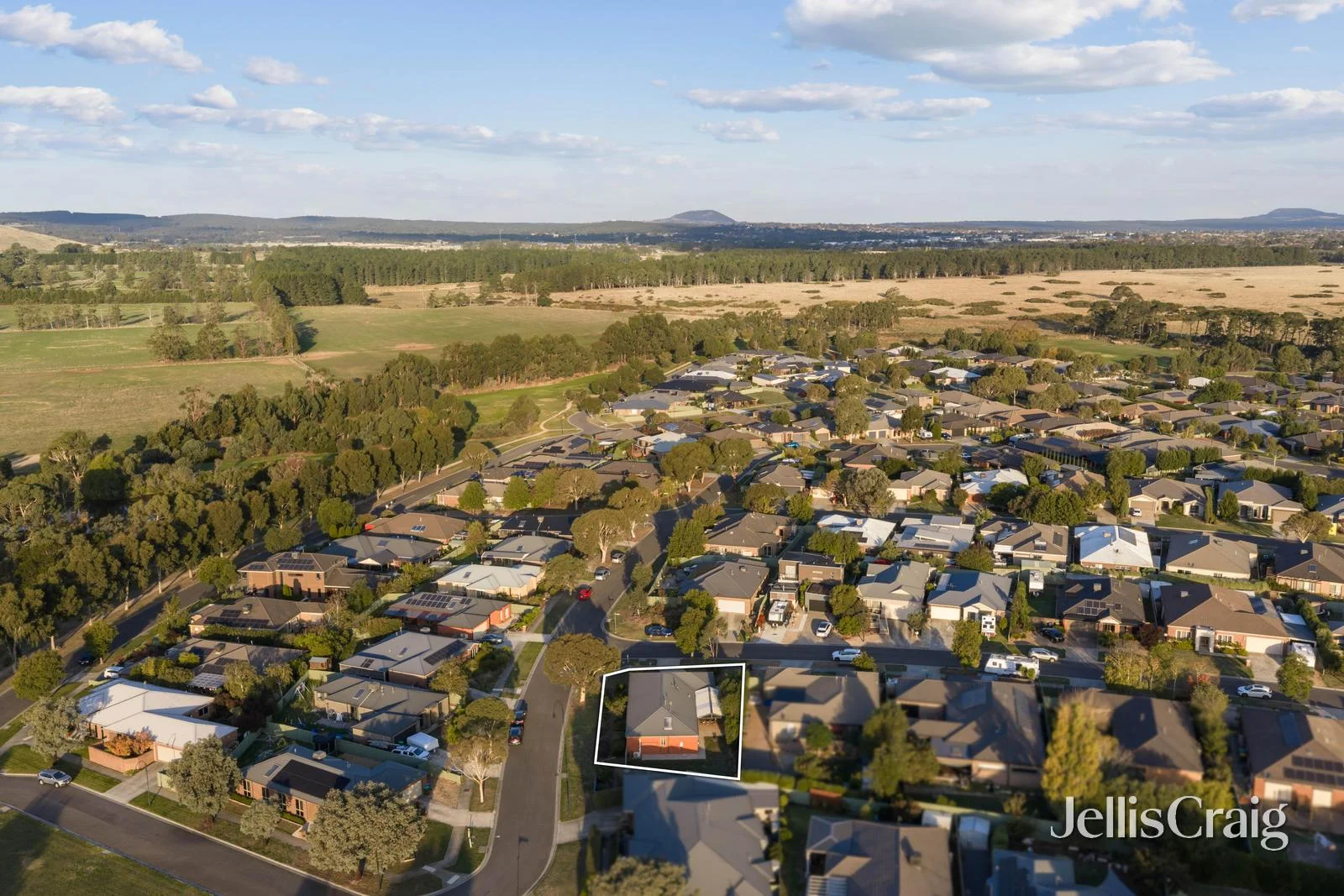 Additional image 20 of 2 Lowry Crescent, Miners Rest VIC 3352