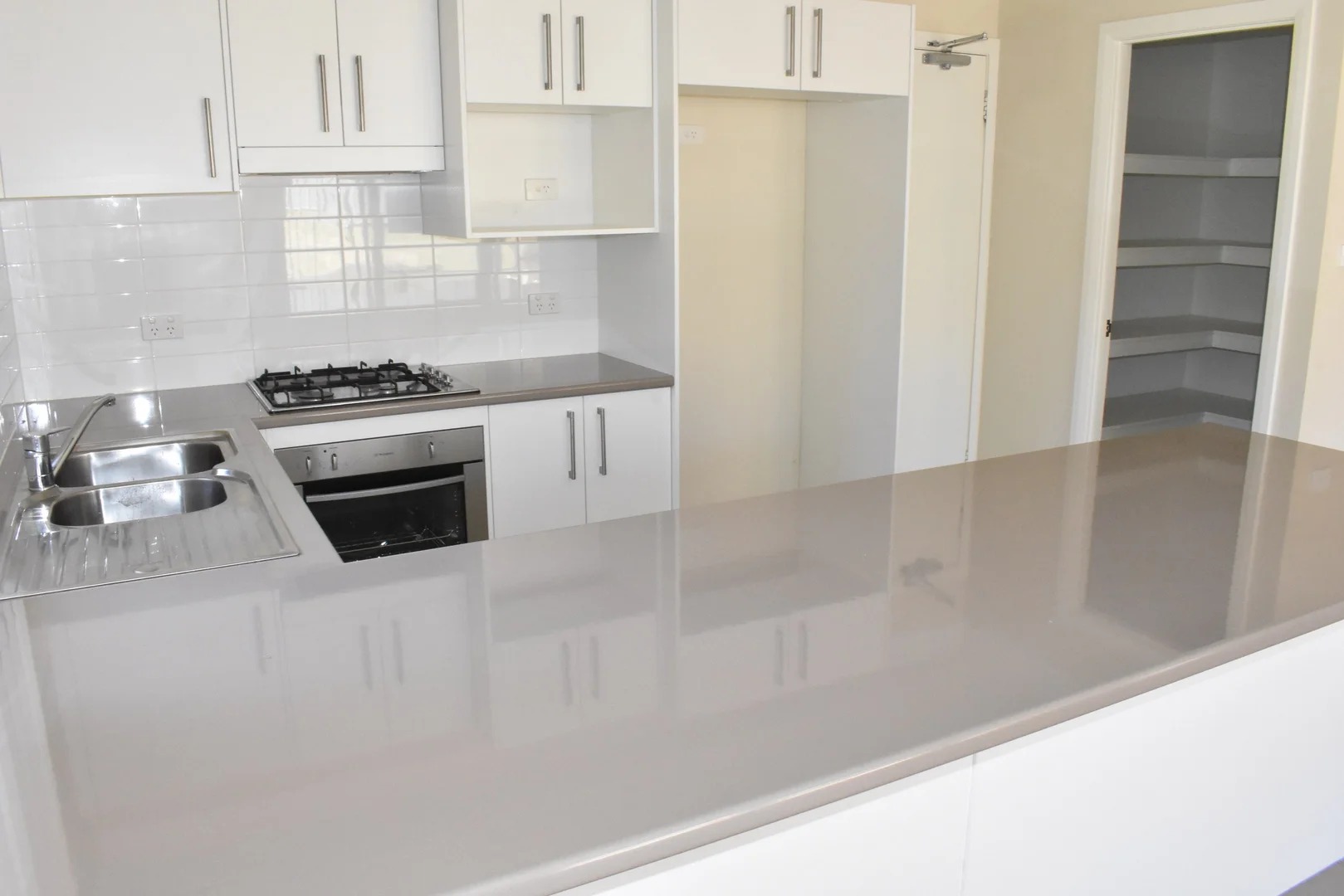 Additional image 7 of 50 Berthong Street, Young NSW 2594