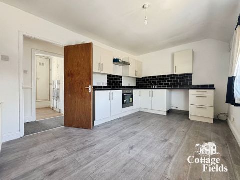 Sheppard Close, Enfield EN1