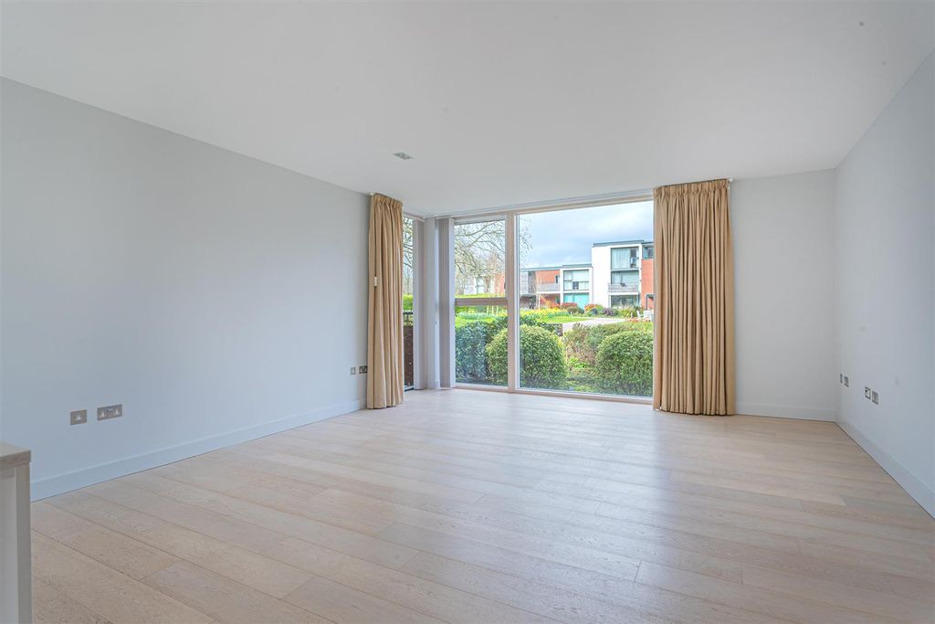 Additional image 15 of 2 bed flat for saleBirch Close, Corsham SN13