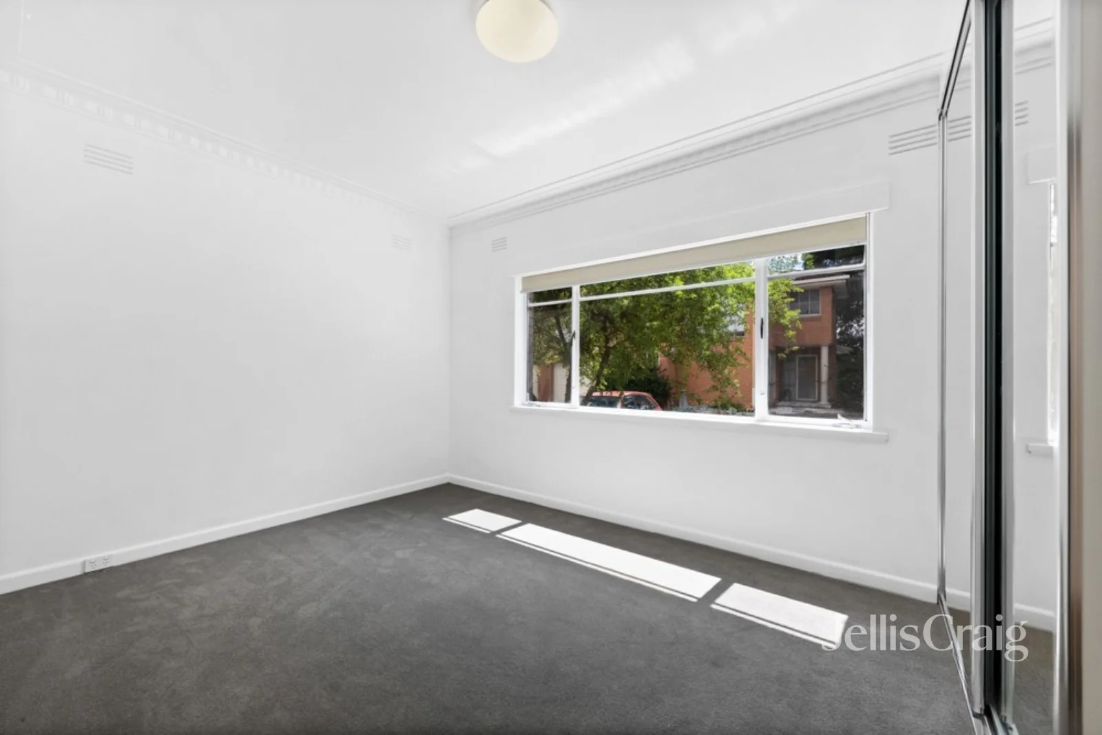 Additional image 7 of 2/19 Lower Plenty Road, Rosanna VIC 3084