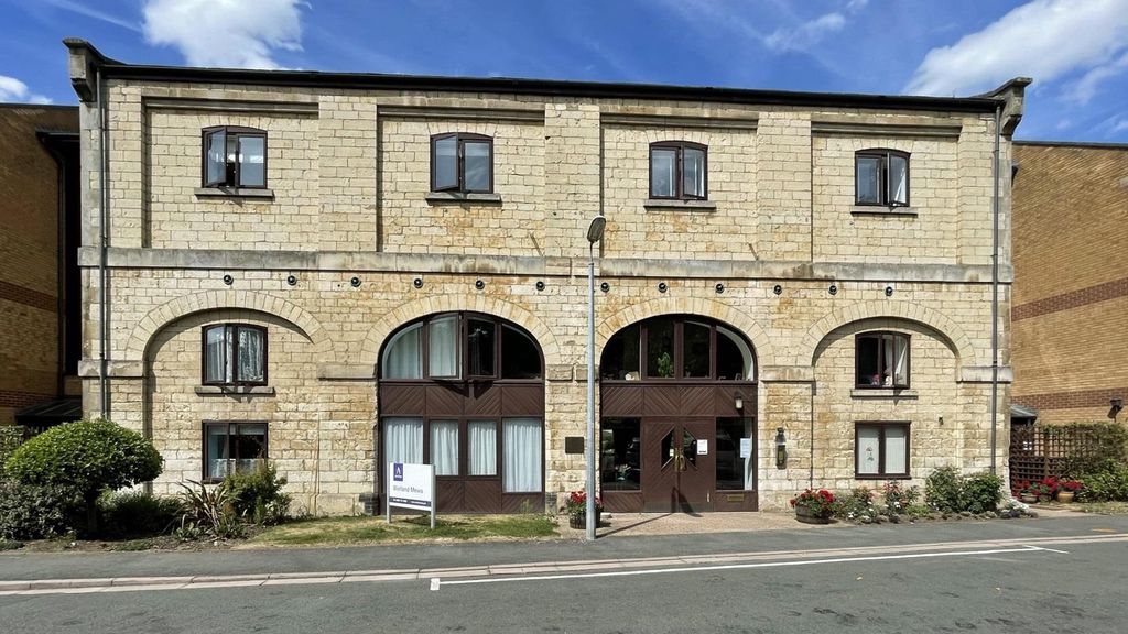 Additional image 11 of 2 bed flat for saleWelland Mews, Stamford PE9