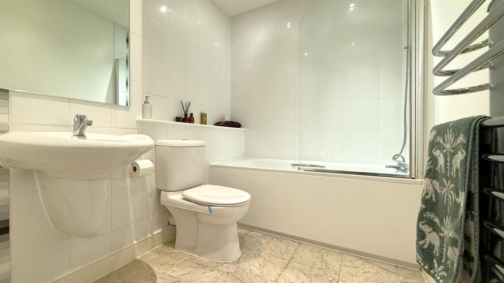 Additional image 10 of 28 Griffin Close, Northfield, Birmingham