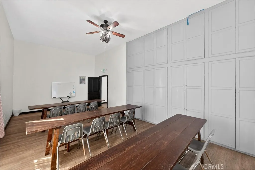 Additional image 32 of 7101 Menlo Ave, Los Angeles, CA 90044