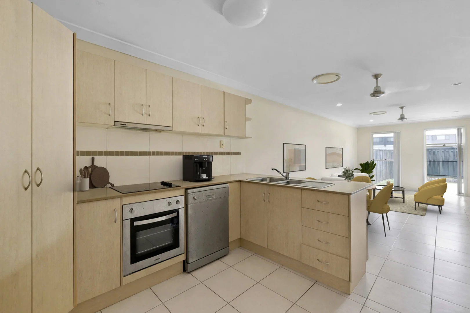Additional image 3 of 2/11 Bilgola Place, Blacks Beach QLD 4740