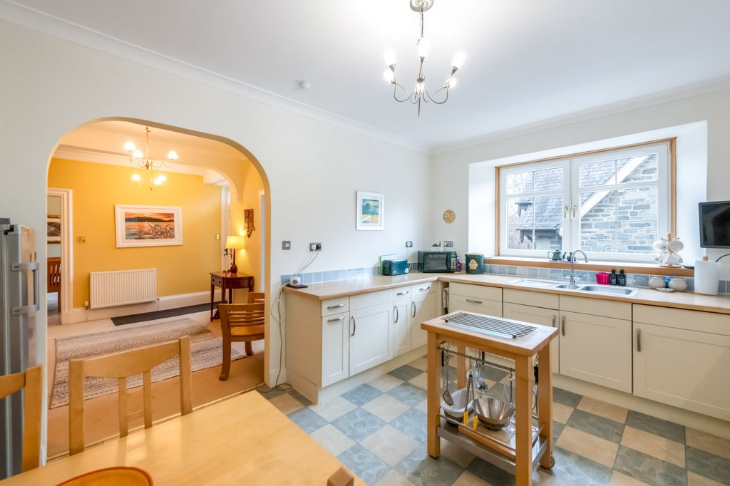 Additional image 6 of 4 bed maisonette for saleBank Street, Aberfeldy PH15