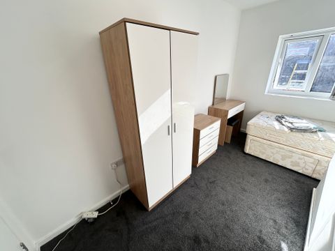 Brown Street, Salford M6, Room to rent