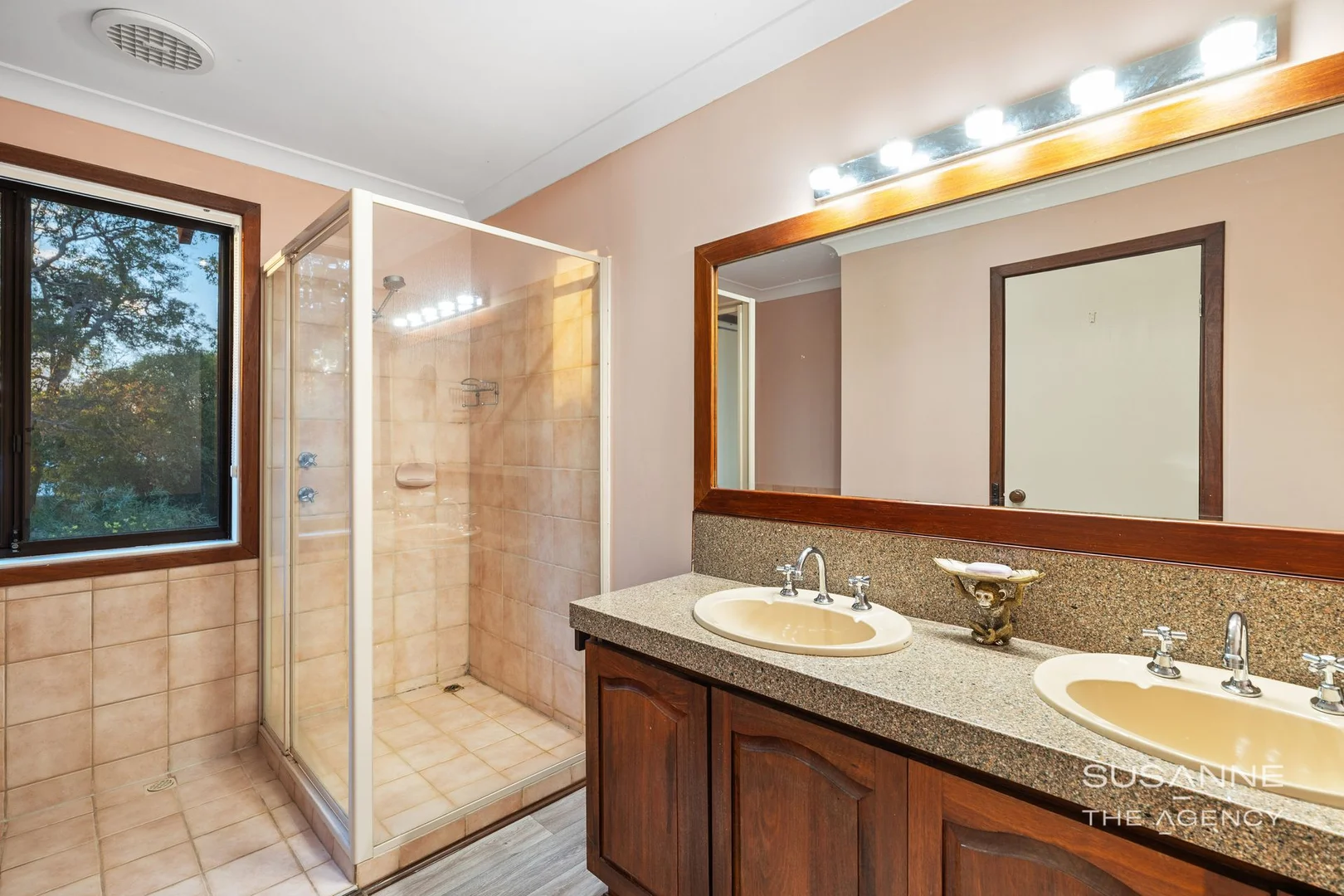 Additional image 23 of 138 Williams Street, Gooseberry Hill WA 6076