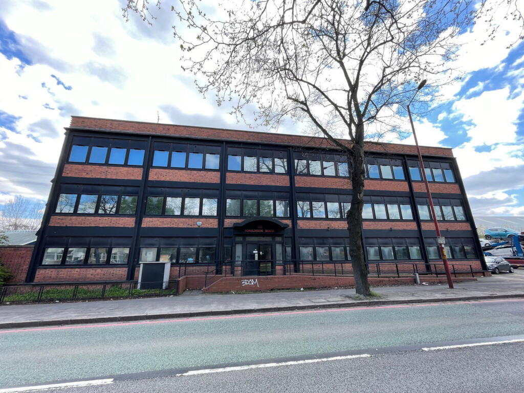 B7, Tomlinson House Tyburn Road, Birmingham, B24 8HJ