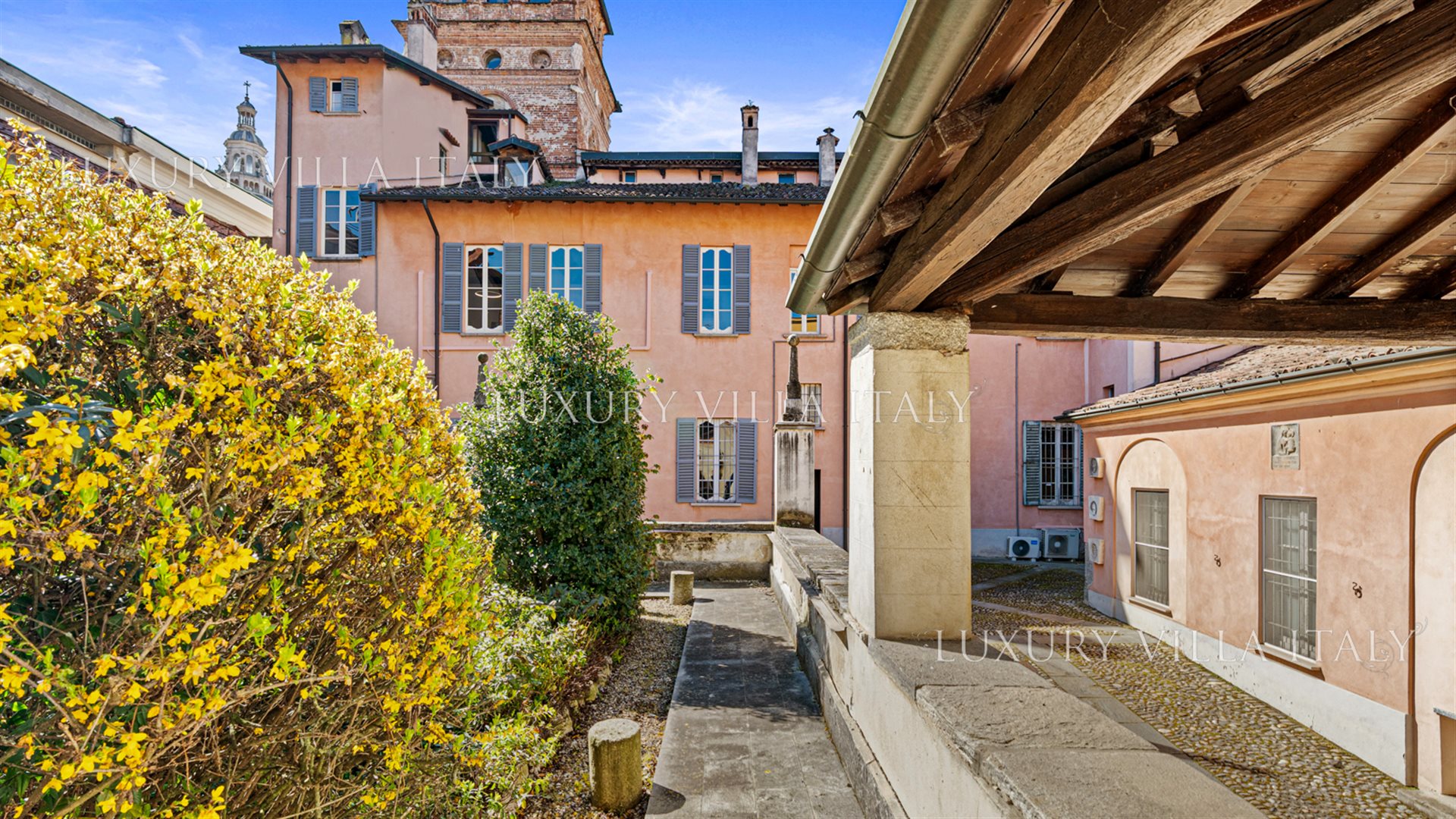 Additional image 11 of Pavia