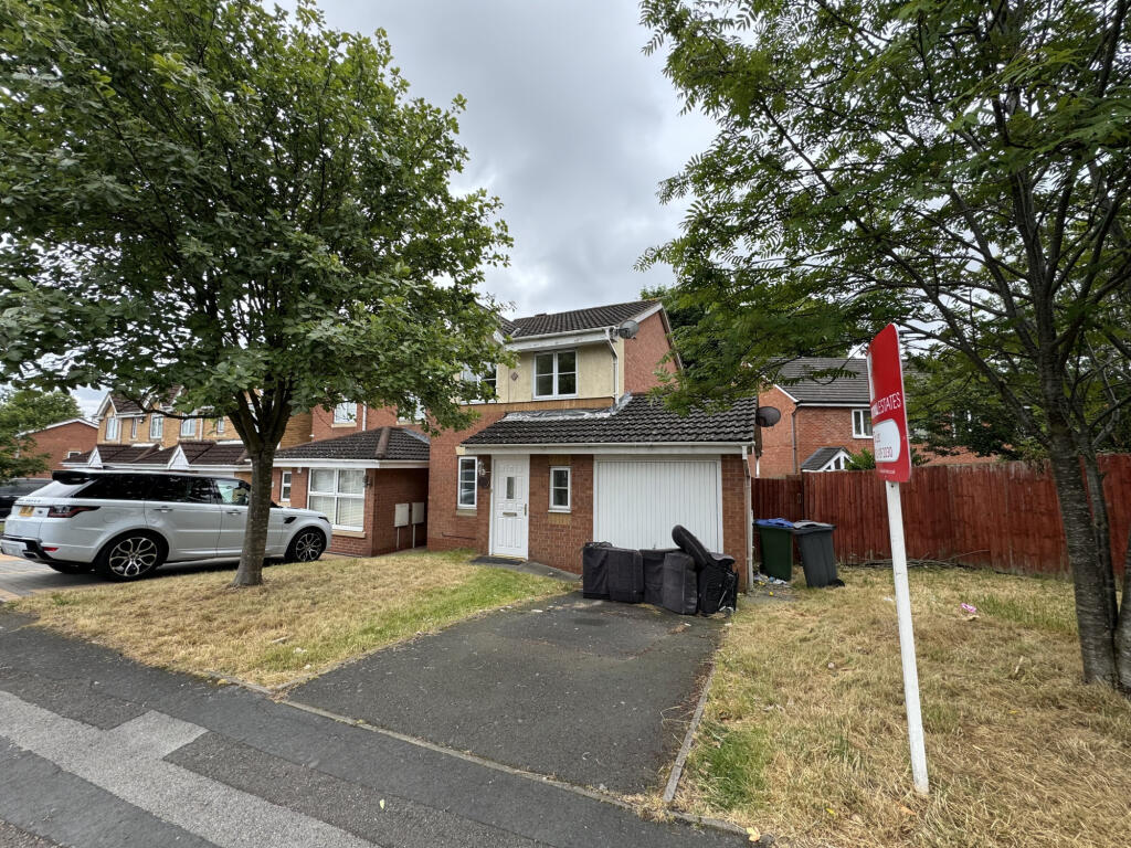 Brades Rise,  Oldbury, B69
