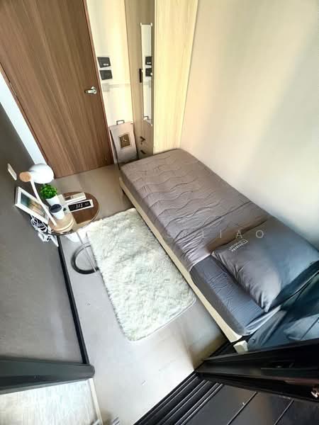 101 Prince Charles Crescent photo 2