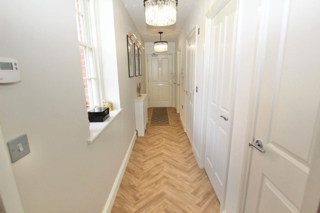 Additional image 7 of 2 bed flat for saleRobertson Drive, Lanark ML11