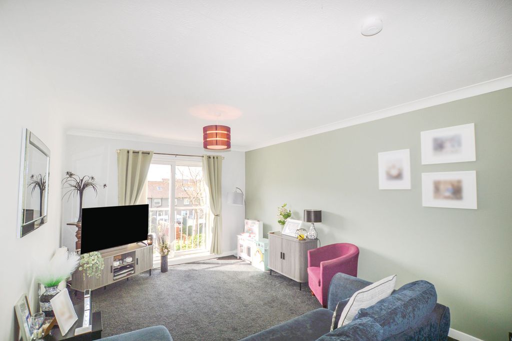 Additional image 4 of 2 bed flat for saleFlat 4, 42 Waterside Street, Largs KA30