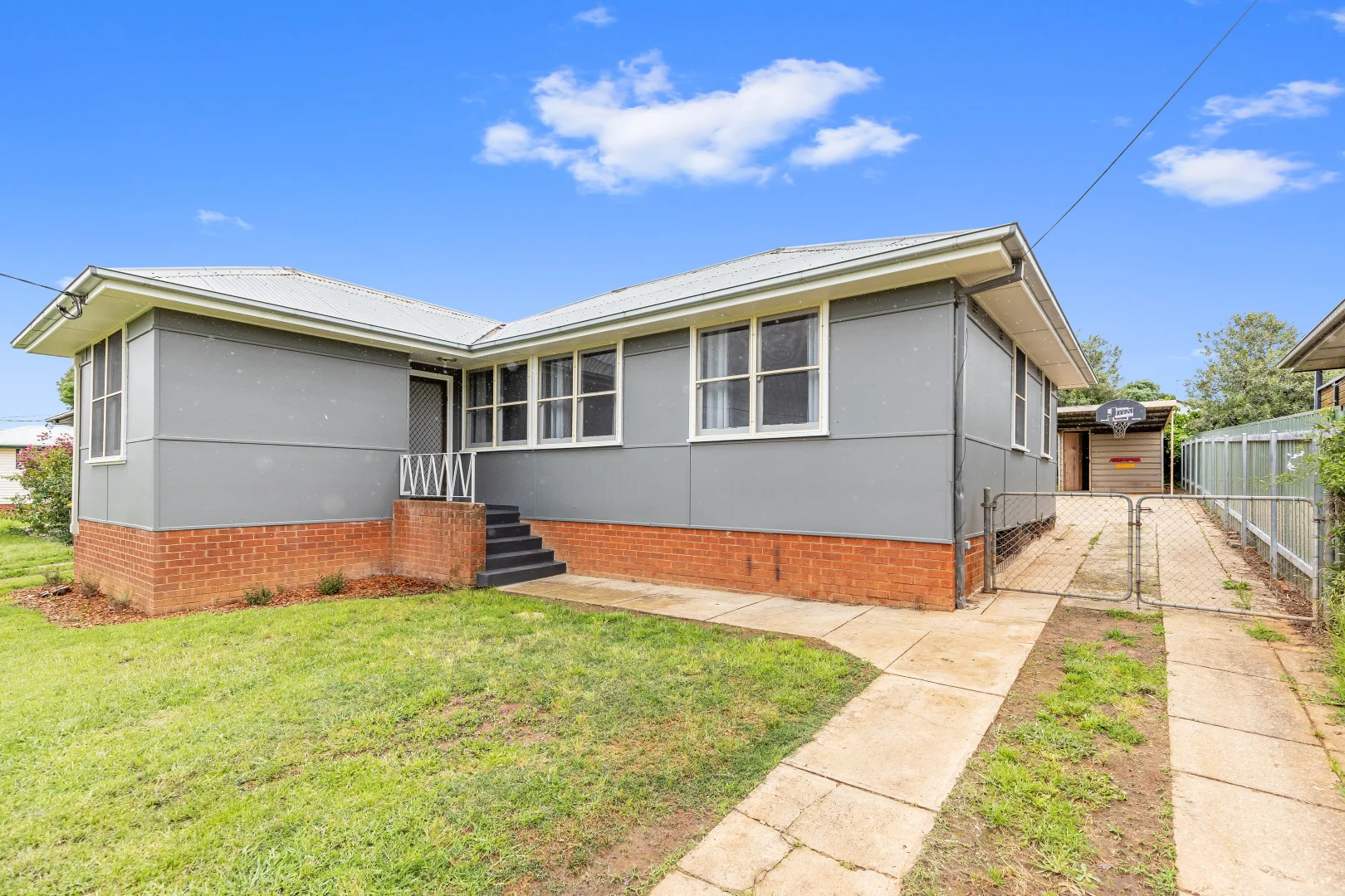 Additional image 2 of 31 Gilmore Avenue, Mount Austin NSW 2650