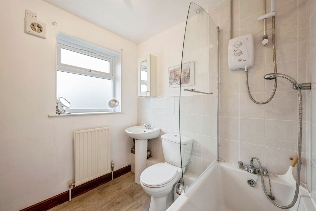 Additional image 10 of 4 bed detached house for saleGrove Street, Kirton Lindsey, Gainsborough DN21