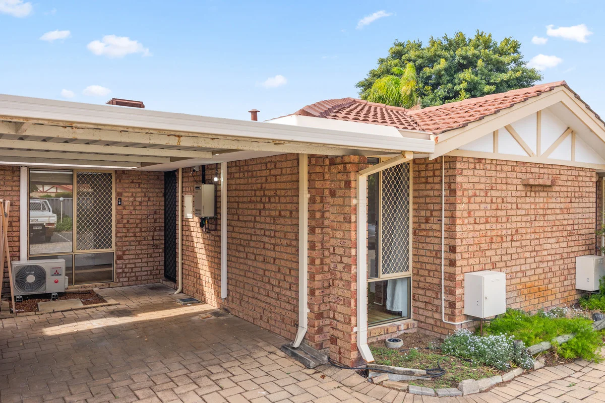 21/8 Merope Close, Rockingham WA 6168