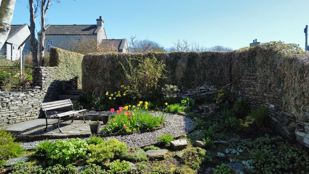 Additional image 25 of 3 bed semi-detached house for sale80 Victoria Street, Kirkwall, Orkney KW15
