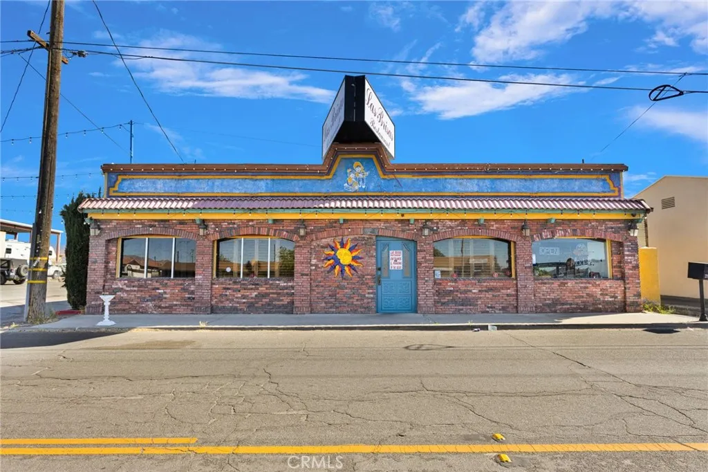 21919 US Highway 18, Apple Valley, CA 92307 photo 2