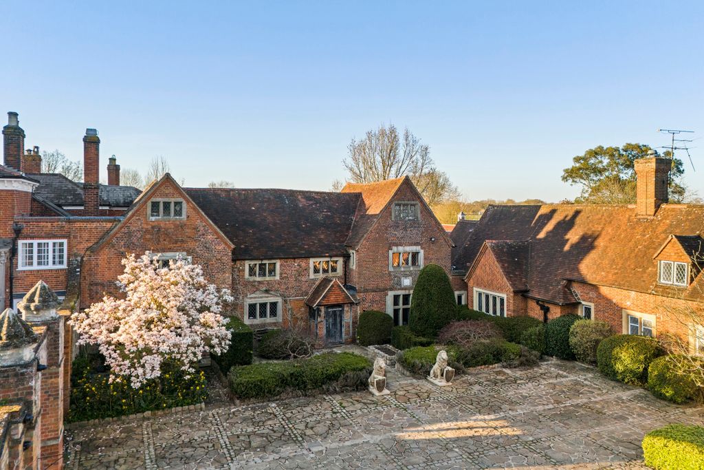 Additional image 28 of 12 bed property for saleGreat Martins, Shurlock Row, Shurlock, Reading RG10