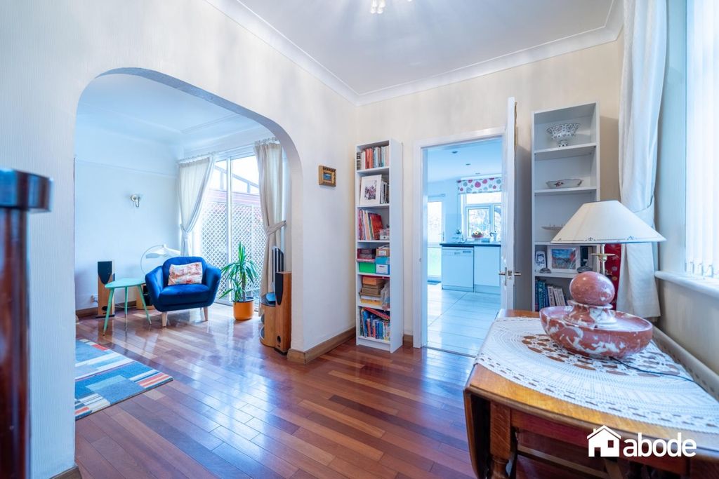 Additional image 8 of 3 bed semi-detached house for saleLyndhurst Road, Crosby, Liverpool L23