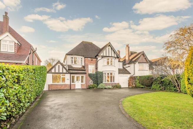 Warwick Road, Solihull, West Midlands, B91