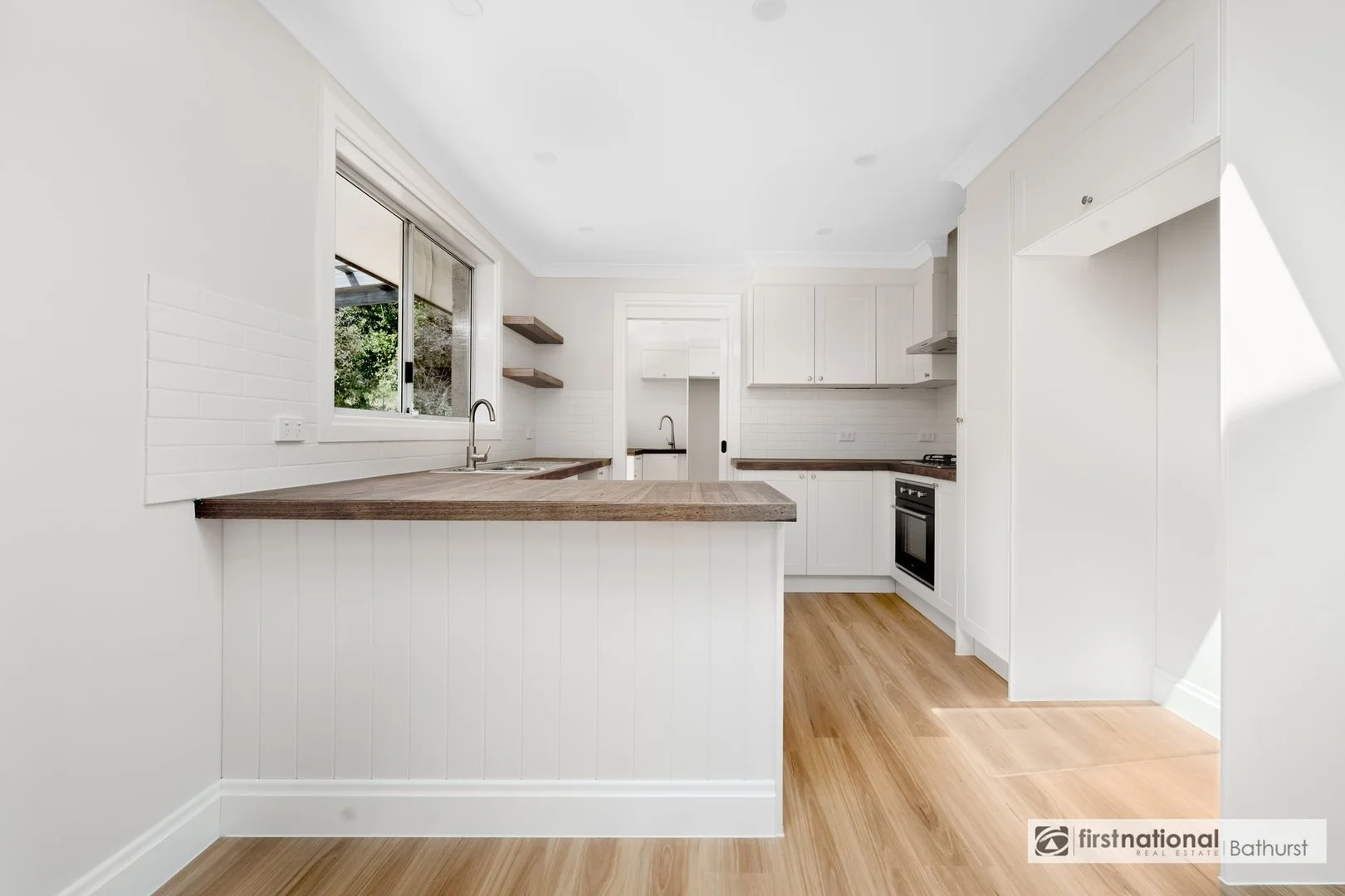 14 College Road, South Bathurst NSW 2795