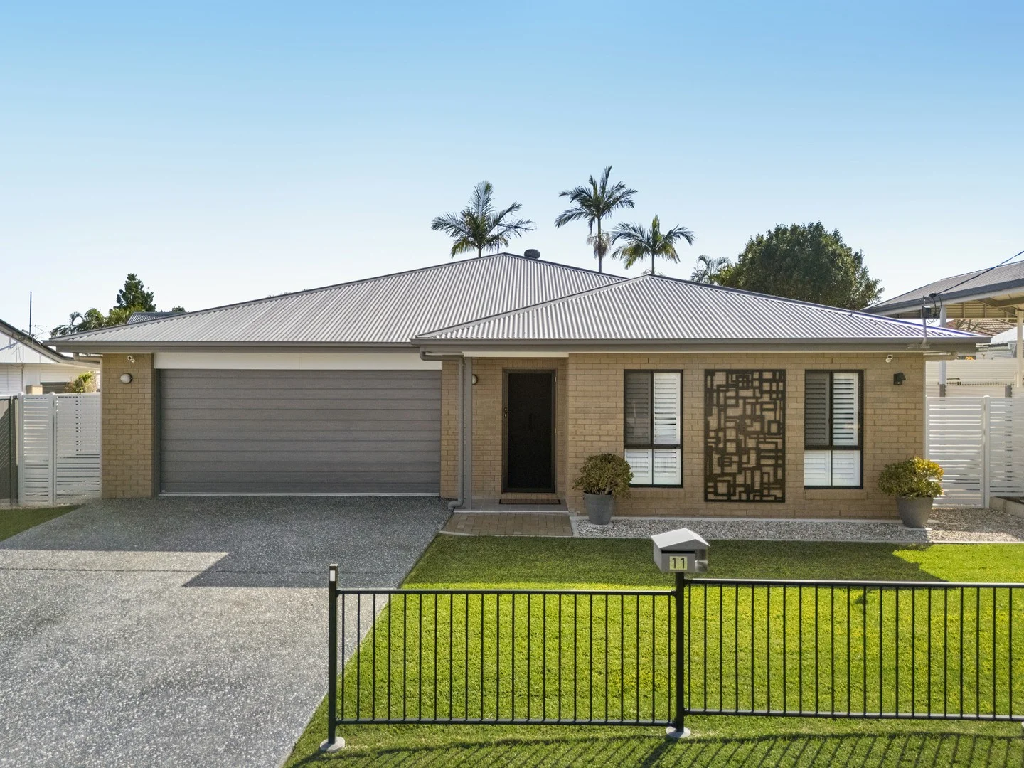 11 Hayes Street, Raceview QLD 4305