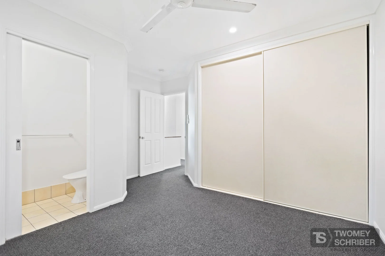 Additional image 11 of 1/11-19 Stratford Parade, Stratford QLD 4870