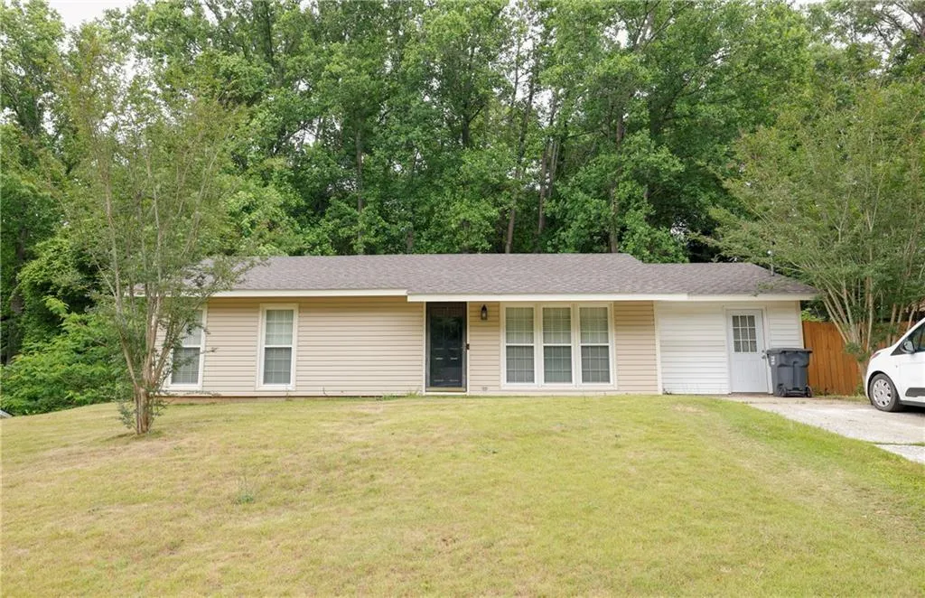 2004 46th Street, Phenix City, AL 36867