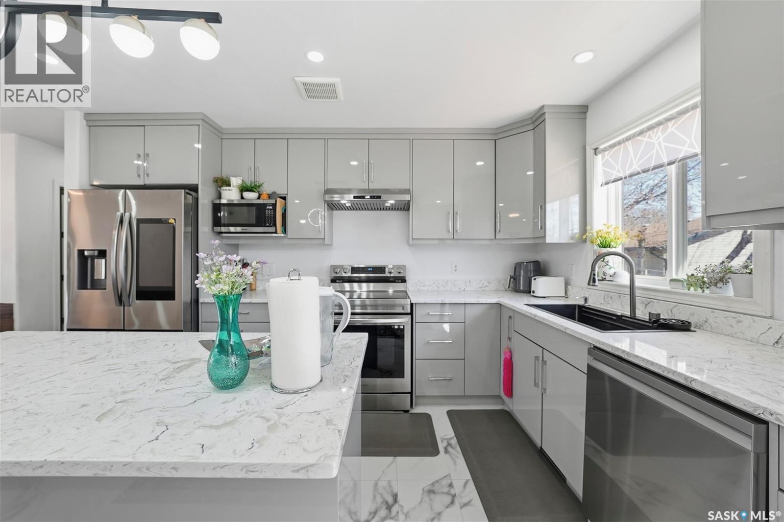Additional image 5 of 408 L Avenue N, Saskatoon, SK, S7L2P7