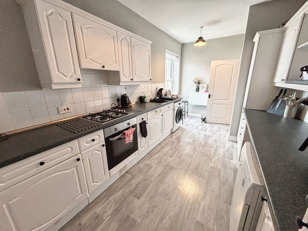 Additional image 10 of 1 bed flat for saleEsplanade, Porthcawl CF36