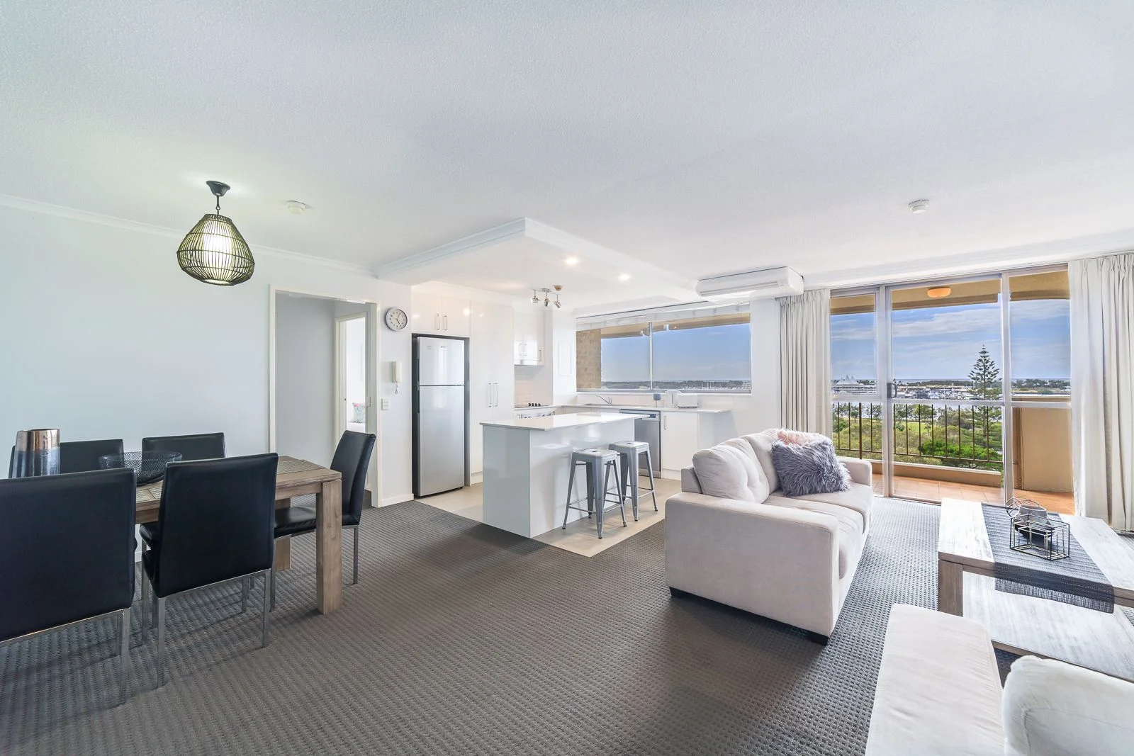 Additional image 6 of ID:21174057/10 Marine Parade, Southport QLD 4215